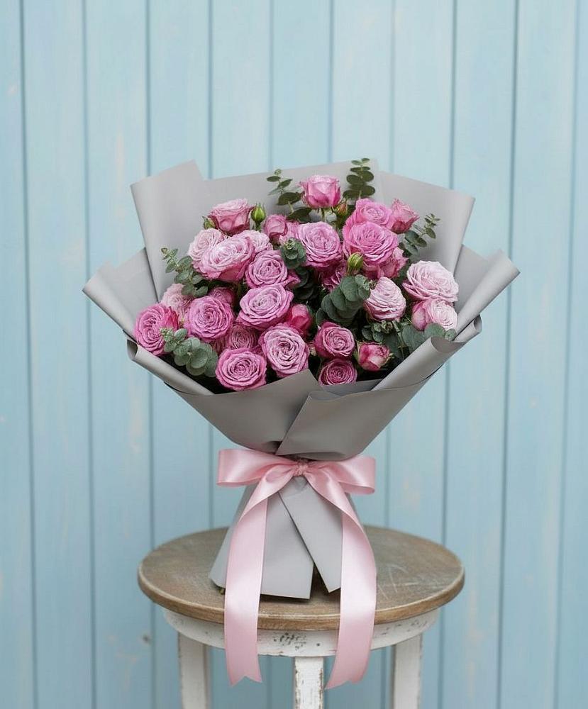 Букет цветов из: Розы в Шлиссельбурге