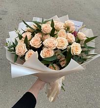 Букет Кремовые розы Латте в Шлиссельбурге