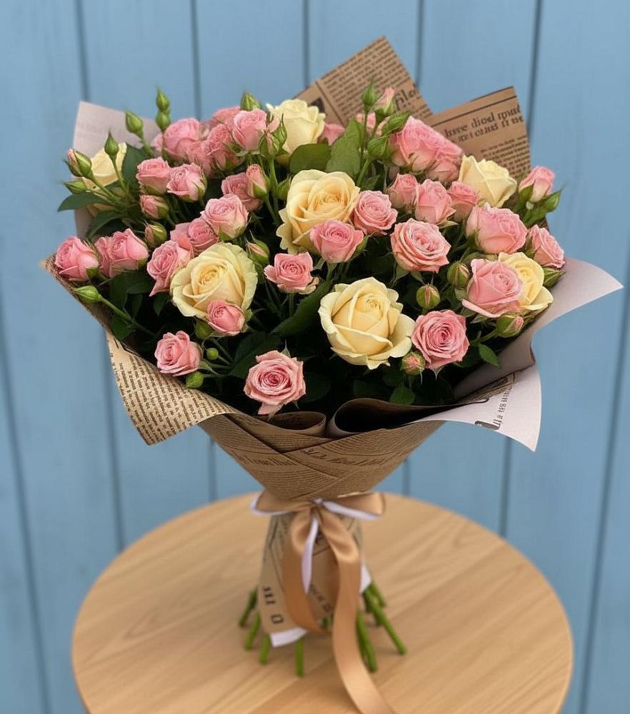 Букет цветов из: Розы в Шлиссельбурге