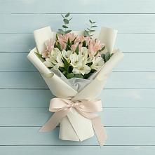 Букет цветов из:  Альстромерии #REPLACE_PRED# Шлиссельбурге