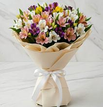 Букет цветов из:  Альстромерии в Шлиссельбурге