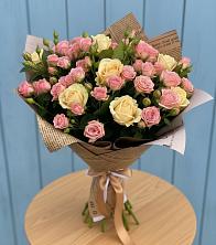 Букет цветов из:  Розы в Шлиссельбурге