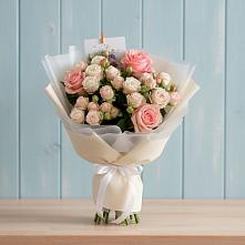 Букет цветов из:  Розы в Шлиссельбурге