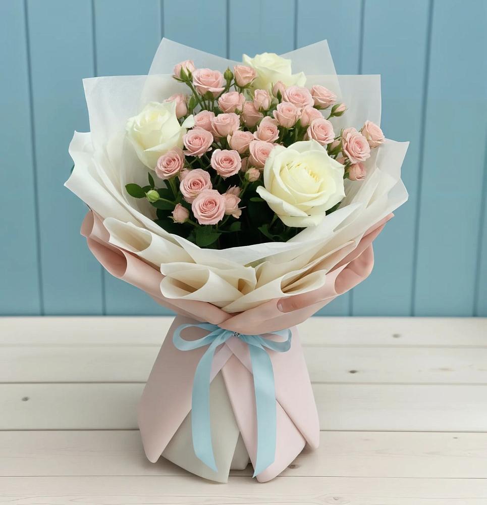 Букет цветов из: Розы в Шлиссельбурге