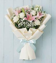 Букет цветов из:  Лилии #REPLACE_PRED# Шлиссельбурге